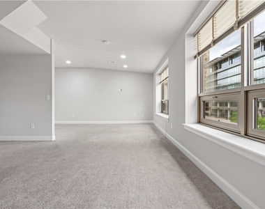 822 W Hamilton Street - Photo Thumbnail 21