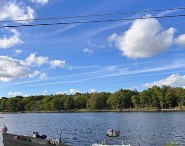 1037 Maplewood Drive - Photo Thumbnail 42
