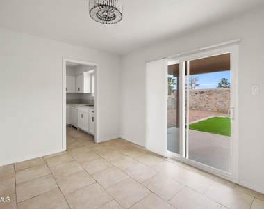 7139 Orizaba Avenue - Photo Thumbnail 4
