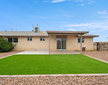 7139 Orizaba Avenue - Photo Thumbnail 18