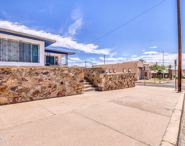 1300 Randolph Drive - Photo Thumbnail 2