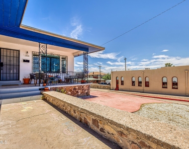 1300 Randolph Drive - Photo Thumbnail 4