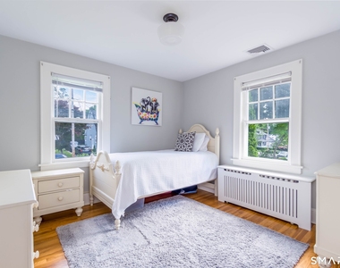 254 Homeland Street - Photo Thumbnail 13