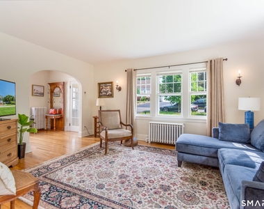 254 Homeland Street - Photo Thumbnail 4