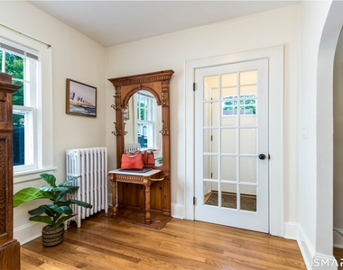 254 Homeland Street - Photo Thumbnail 2