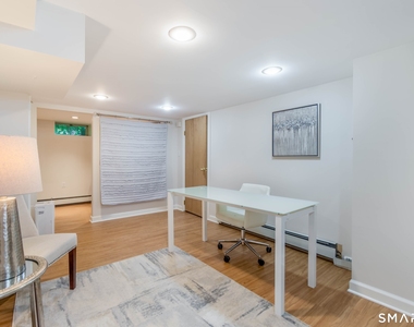 254 Homeland Street - Photo Thumbnail 9