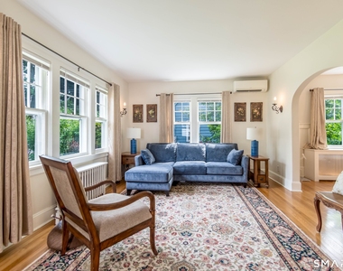 254 Homeland Street - Photo Thumbnail 3
