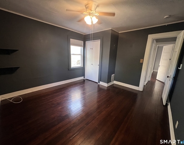 564 Midland Street - Photo Thumbnail 11