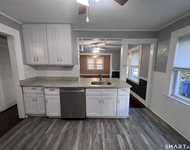 564 Midland Street - Photo Thumbnail 9