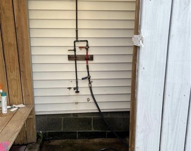 48 Lawrence Avenue - Photo Thumbnail 11
