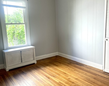 155 William Street - Photo Thumbnail 8