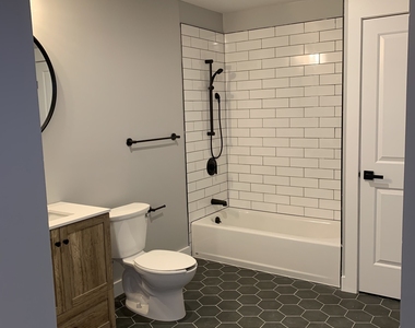 222 Main Street - Photo Thumbnail 5