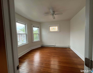 417 Willow Street - Photo Thumbnail 11