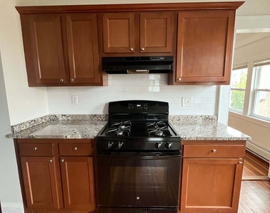 417 Willow Street - Photo Thumbnail 10