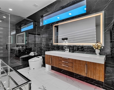 3266 S Spring Mountain Boulevard - Photo Thumbnail 41