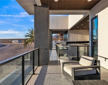 3266 S Spring Mountain Boulevard - Photo Thumbnail 43