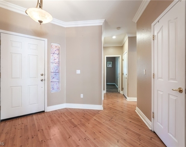 5910 Terra Grande Avenue - Photo Thumbnail 3