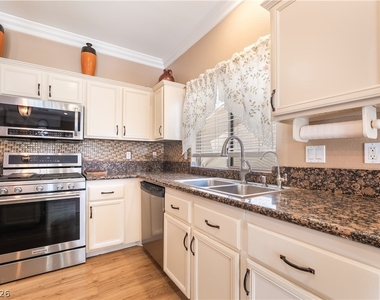 5910 Terra Grande Avenue - Photo Thumbnail 16