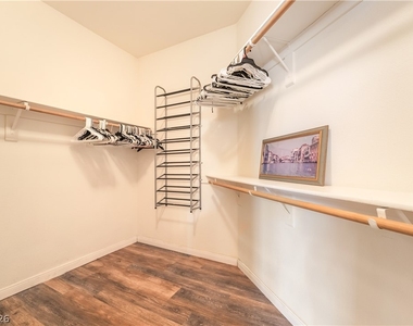 5910 Terra Grande Avenue - Photo Thumbnail 28