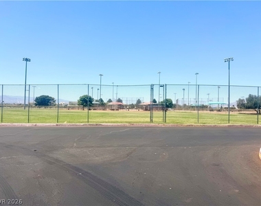 3427 E Cheyenne Avenue - Photo Thumbnail 24