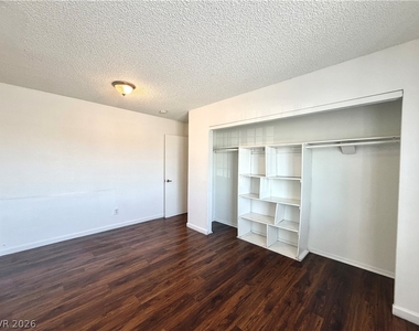 3427 E Cheyenne Avenue - Photo Thumbnail 20