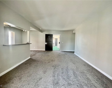 1405 Vegas Valley Drive - Photo Thumbnail 20