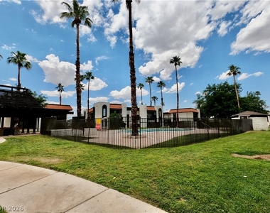 1405 Vegas Valley Drive - Photo Thumbnail 29