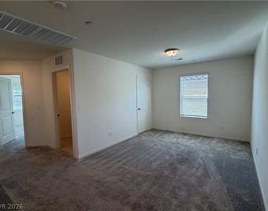 2562 Ofanto Street - Photo Thumbnail 16