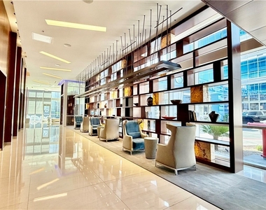 4575 Dean Martin Drive - Photo Thumbnail 4