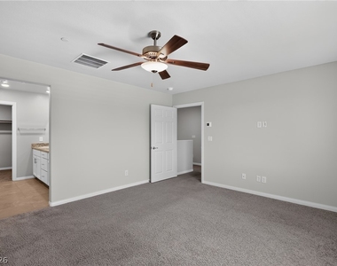 371 Scarlet Pine Court - Photo Thumbnail 11