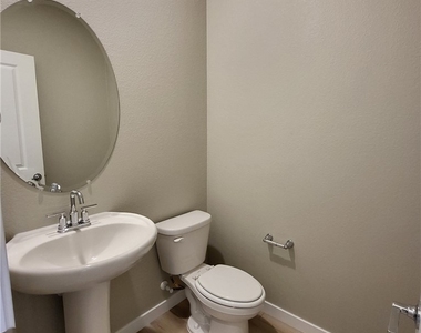 11466 Ethereal Landing Avenue - Photo Thumbnail 5