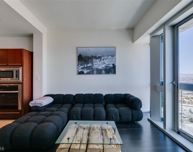 4471 Dean Martin Drive - Photo Thumbnail 9