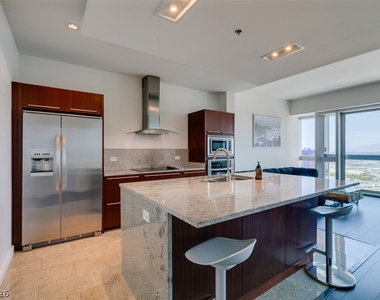 4471 Dean Martin Drive - Photo Thumbnail 20