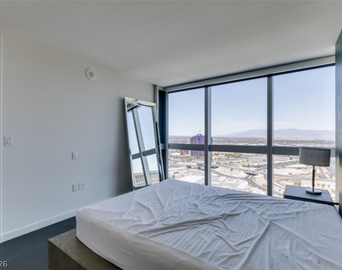 4471 Dean Martin Drive - Photo Thumbnail 29