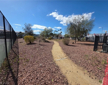 3930 University Center Drive - Photo Thumbnail 11