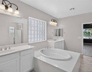 8606 Kennedy Heights Court - Photo Thumbnail 9