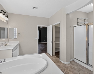 8606 Kennedy Heights Court - Photo Thumbnail 8