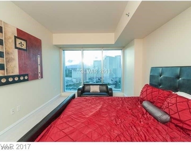 2700 S Las Vegas Boulevard - Photo Thumbnail 5
