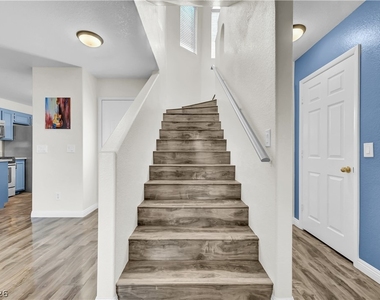 3538 Casa Real Way - Photo Thumbnail 23