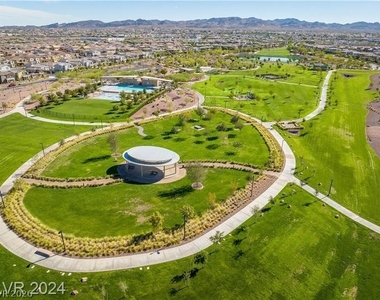 96 Mosso Niente Place - Photo Thumbnail 46