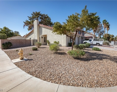 363 Tierra Street - Photo Thumbnail 11