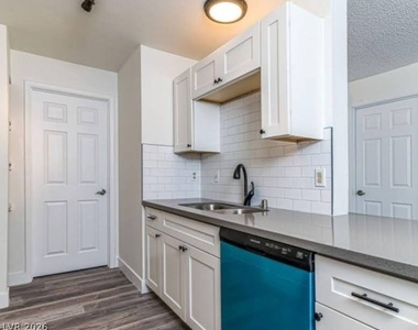 2200 S Fort Apache Road - Photo Thumbnail 4