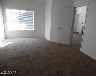 5125 W Reno Avenue - Photo Thumbnail 12