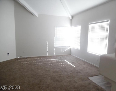 5125 W Reno Avenue - Photo Thumbnail 9