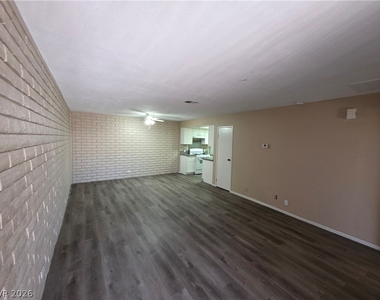 3009 Saint George Street - Photo Thumbnail 36