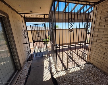 3009 Saint George Street - Photo Thumbnail 3