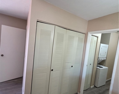 3009 Saint George Street - Photo Thumbnail 50