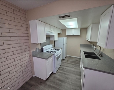 3009 Saint George Street - Photo Thumbnail 20