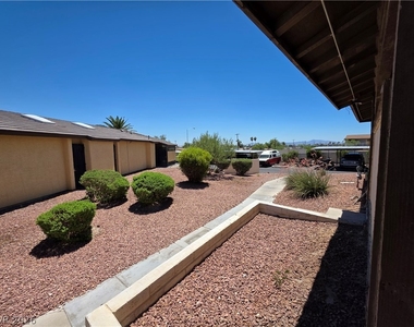 3009 Saint George Street - Photo Thumbnail 4