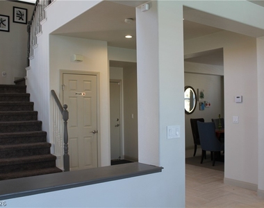 7768 Osage Canyon Street - Photo Thumbnail 8